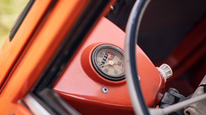 BMW 600: Datos Técnicos y Comparación con el Isetta