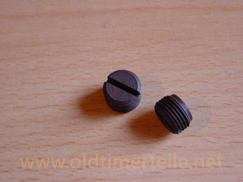 Sealing plug