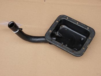Oil pan