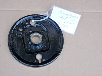 Anchor plate for brakes