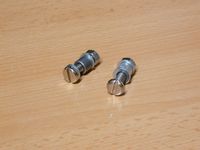 Screw – image 1