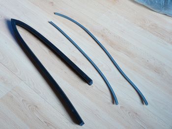 Rubber spline