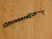 Fastening strap, with coat hook in nostalgic form, suitable for all pre-war and post-war vehicles. A beautiful item for the left and right side.  – image 2