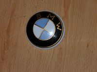 BMW emblem – image 2