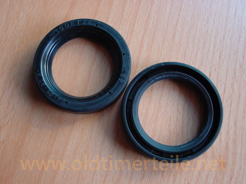Shaft sealing ring