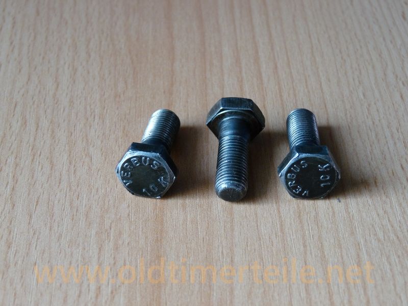 Hex screw
Dehnschraube M 9x24mm
Schaftlänge:       7    mm
Gewindelänge:  17    mm
Schlüsselweite: 15    mm
Ribe 10K oder Verbus 10K