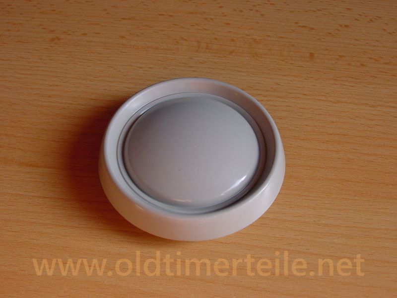 Covering cap