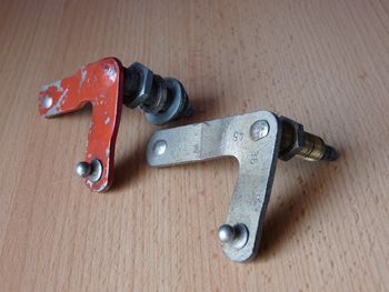 Wiper axle bearing