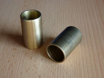 Casquillo guía del empujador
