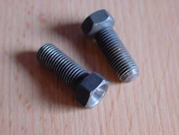 Tornillo de ajuste
