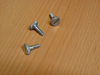 Tornillo de ajuste de ralentí