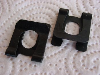 Pin retainer