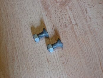Tornillo avellanado con cabeza cilíndrica
