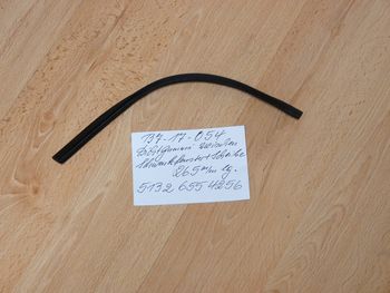 Sealing rubber