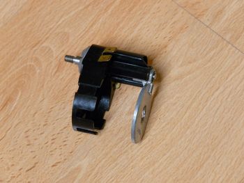 Manual pull pump