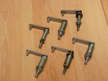 Wiper bearing